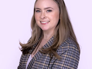 Meet Ally, a Graduate Level Clinician at The Couch Therapy accepting new clients