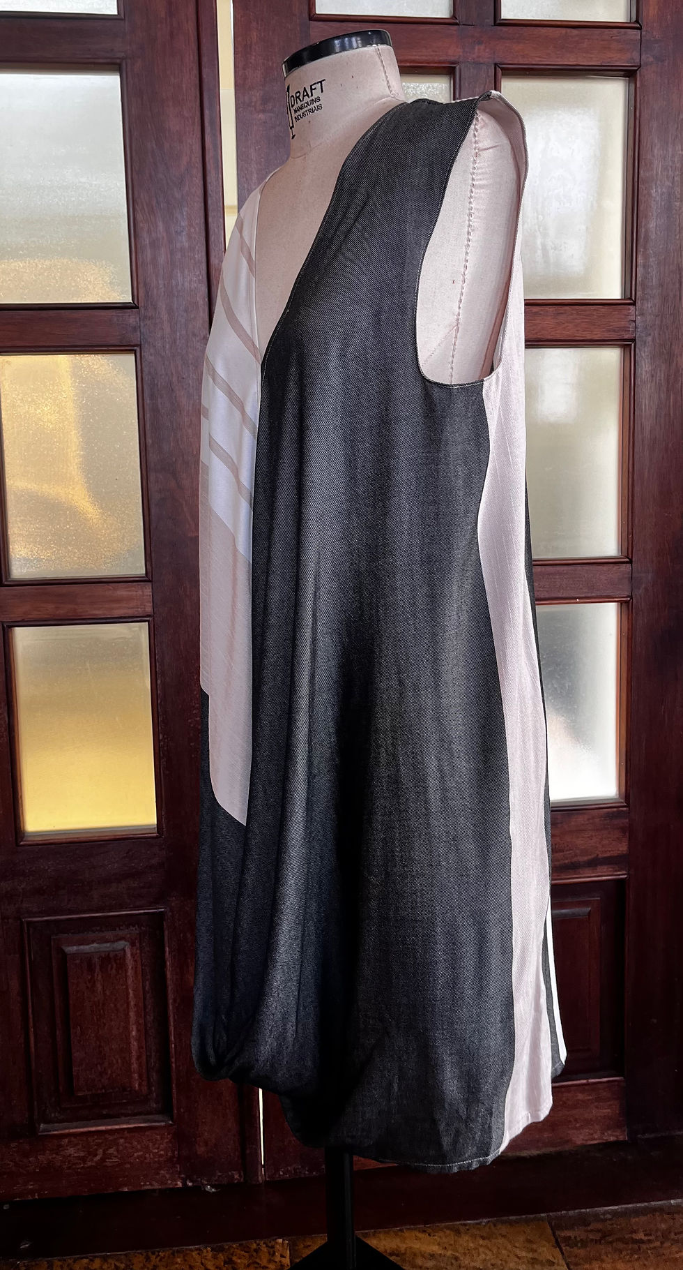 Thumbnail: VISCOSE DEGAGE BLOUSE