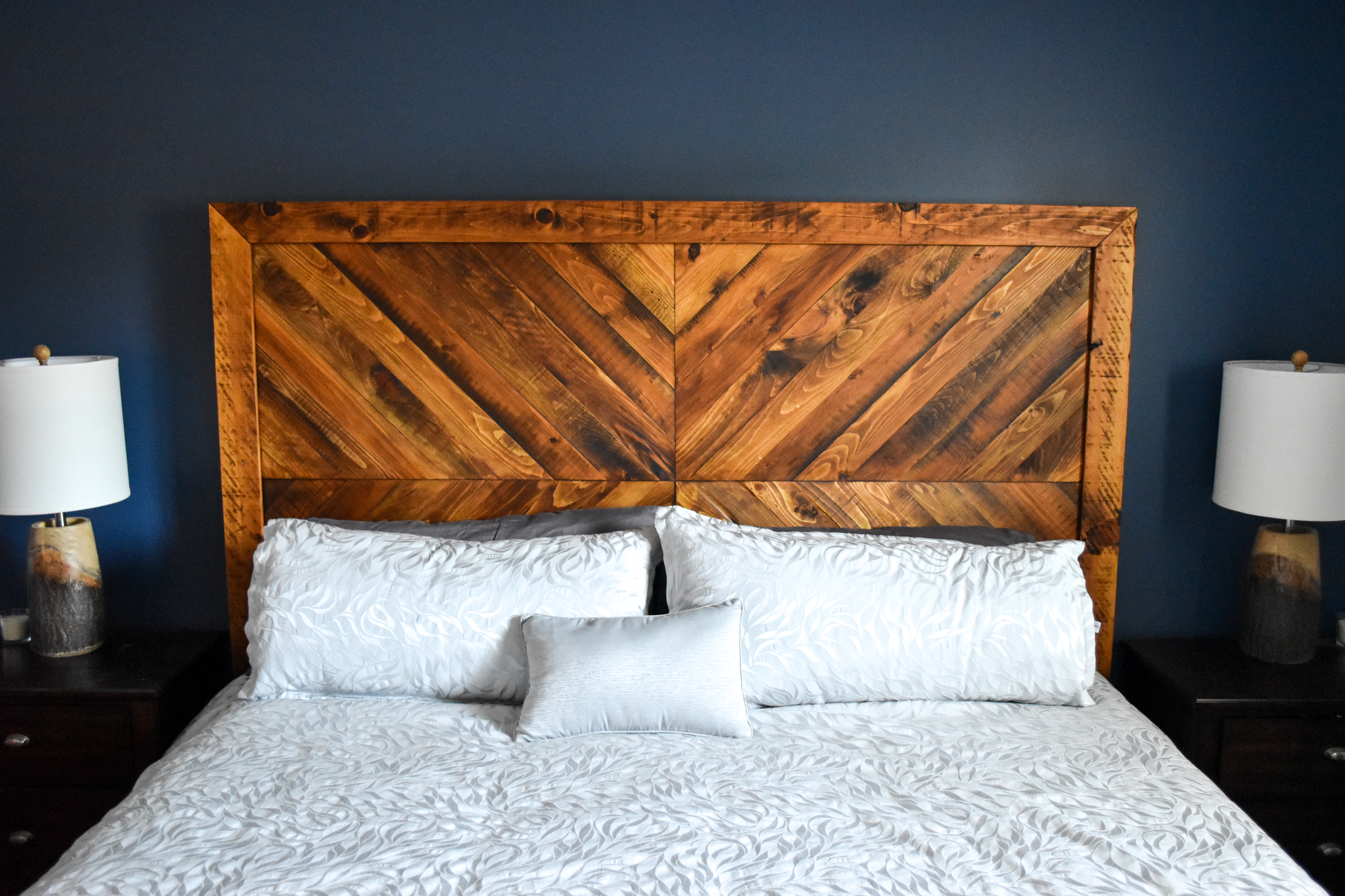 Barnboard bed