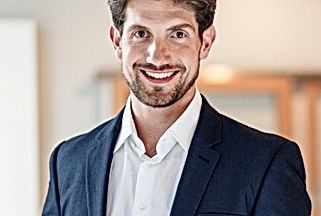 Homme d'affaires confiant
