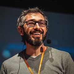 Iván Franco Castellano. Terapeuta Ocupacional, Postgrado en Terapia Psicomotriz.