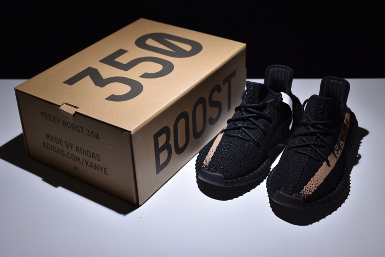 YEEZY 350 V2 Black/Copper