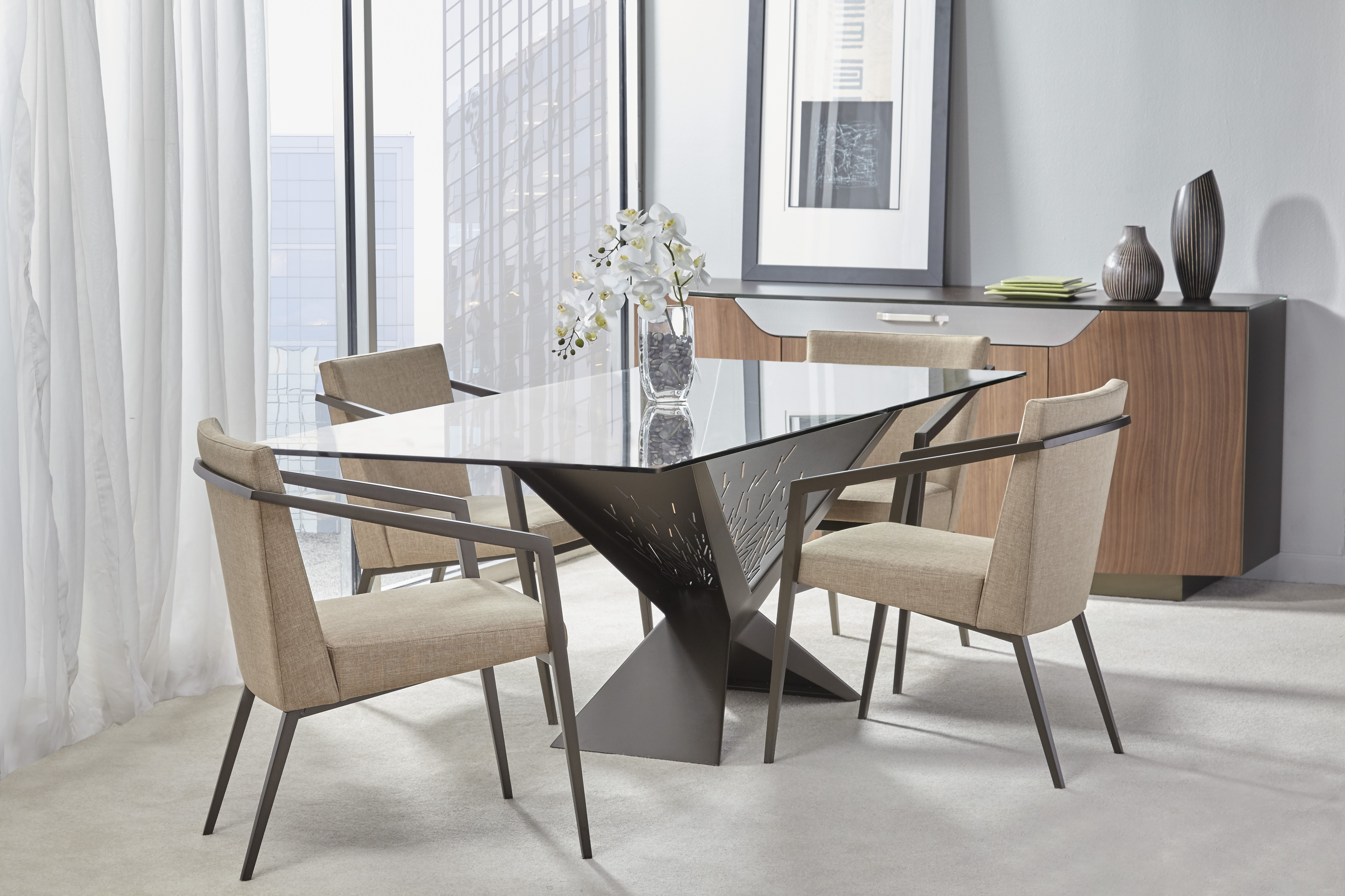 Rosenthal Interiors Elite Modern Elite Manufacturing Is Firmly Committed And Driven By A Pion For Original Design Has Been Producing Innovative Exceptional Modern Furnishings