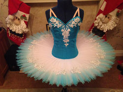 Turquoise and white shaded edge skirt tu