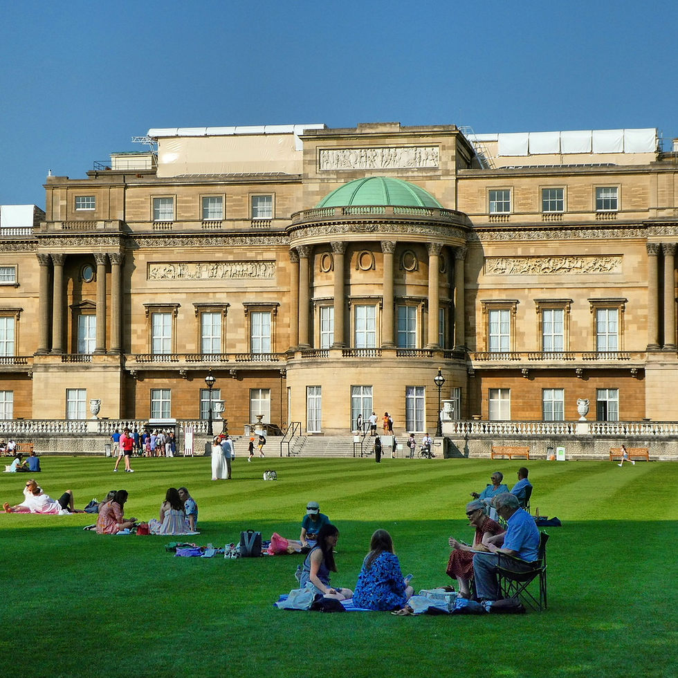buckingham palace gardens picnic