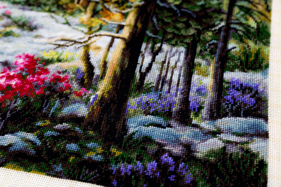 Thumbnail: G610 Camper's Cabin - Needlepoint kit Gold Luca-S