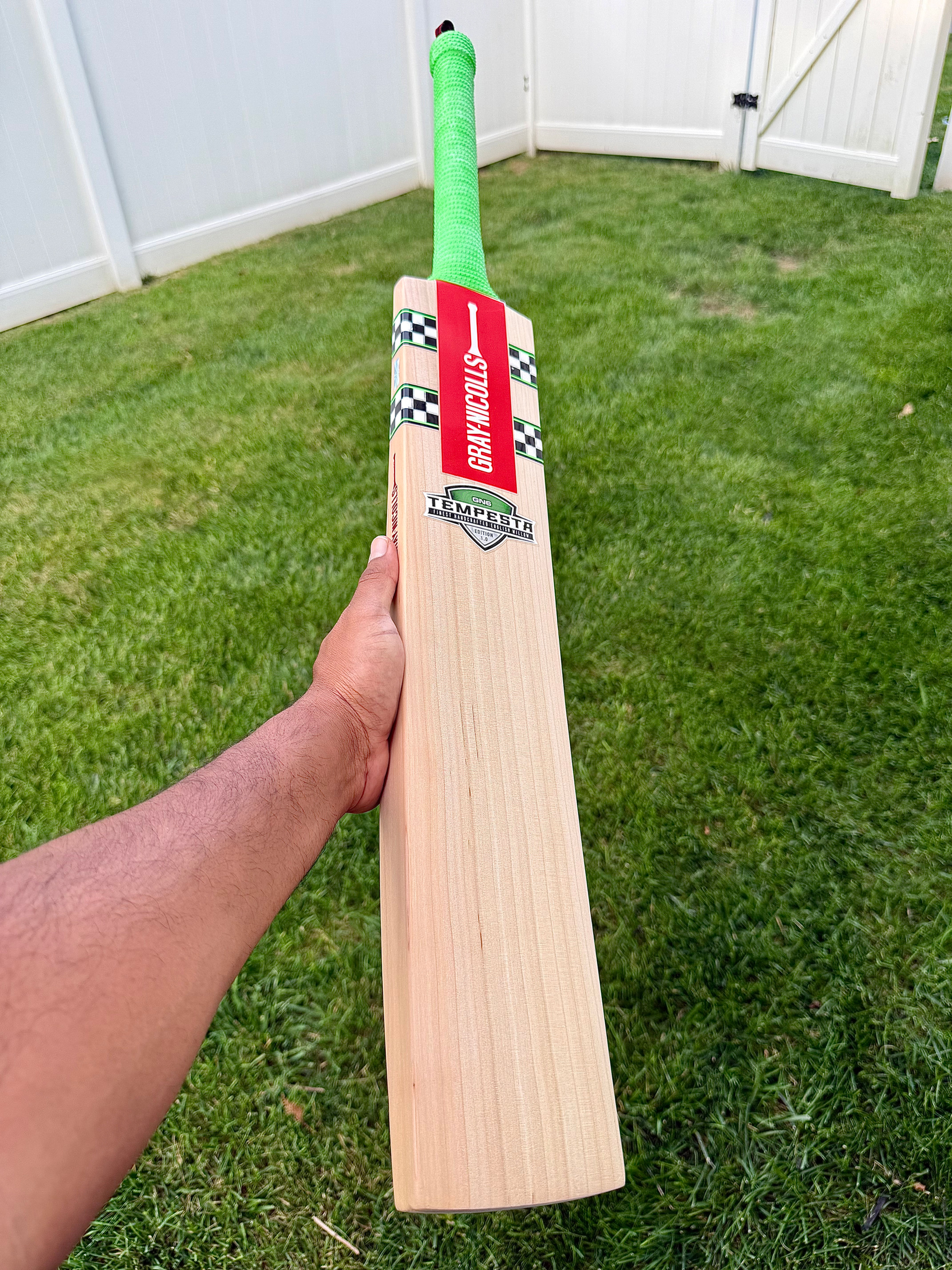Gray-Nicolls Tempesta GN6