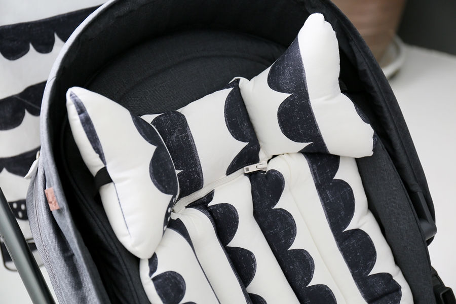 サムネイル： 【リトルシード】ベビーカーシート（カリーウェーブ）