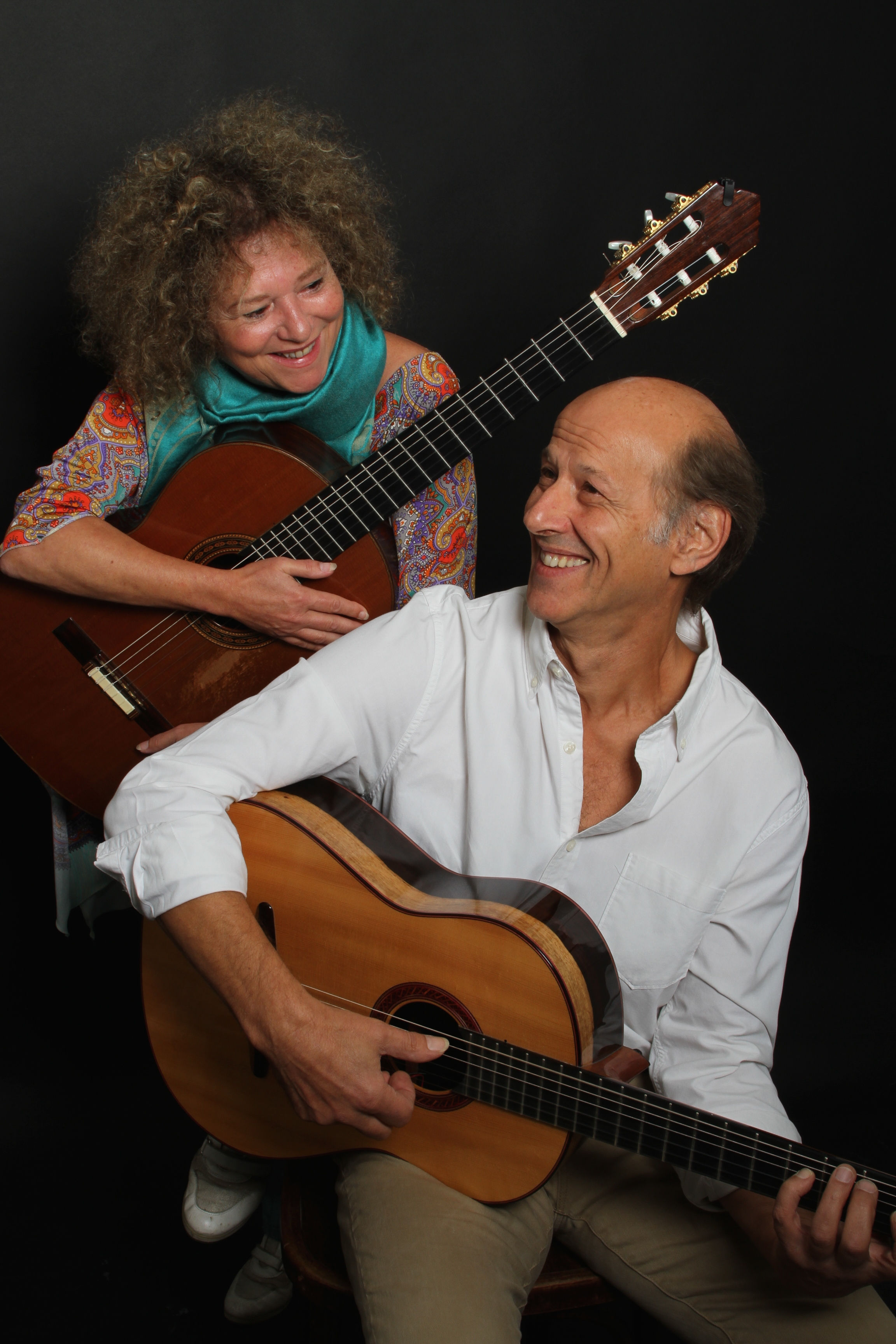 The Improvised Guitars in concert - Duration 1h15