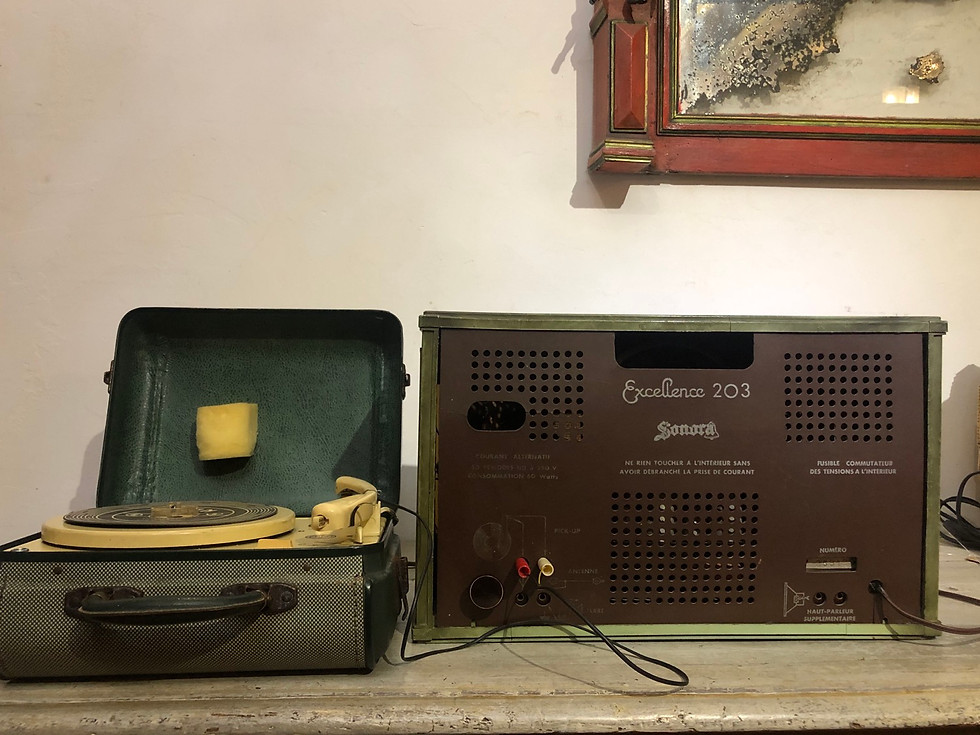 Miniature : Poste de Radio et son pick up