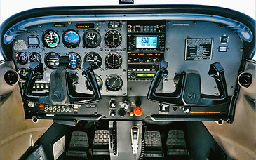 C172 cockpit