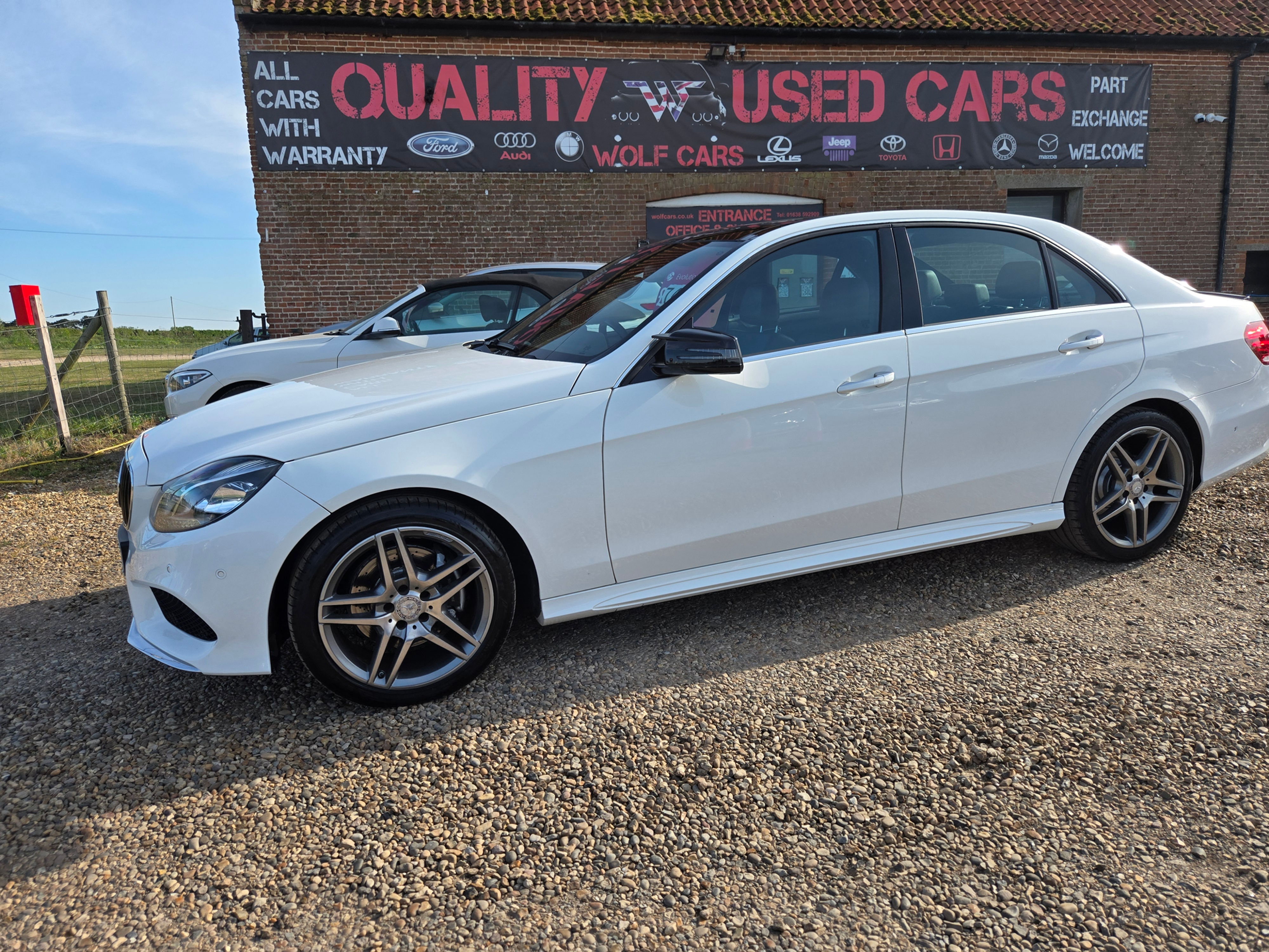MERCEDES-BENZ E250 CDI AMG LINE PREMIUM +