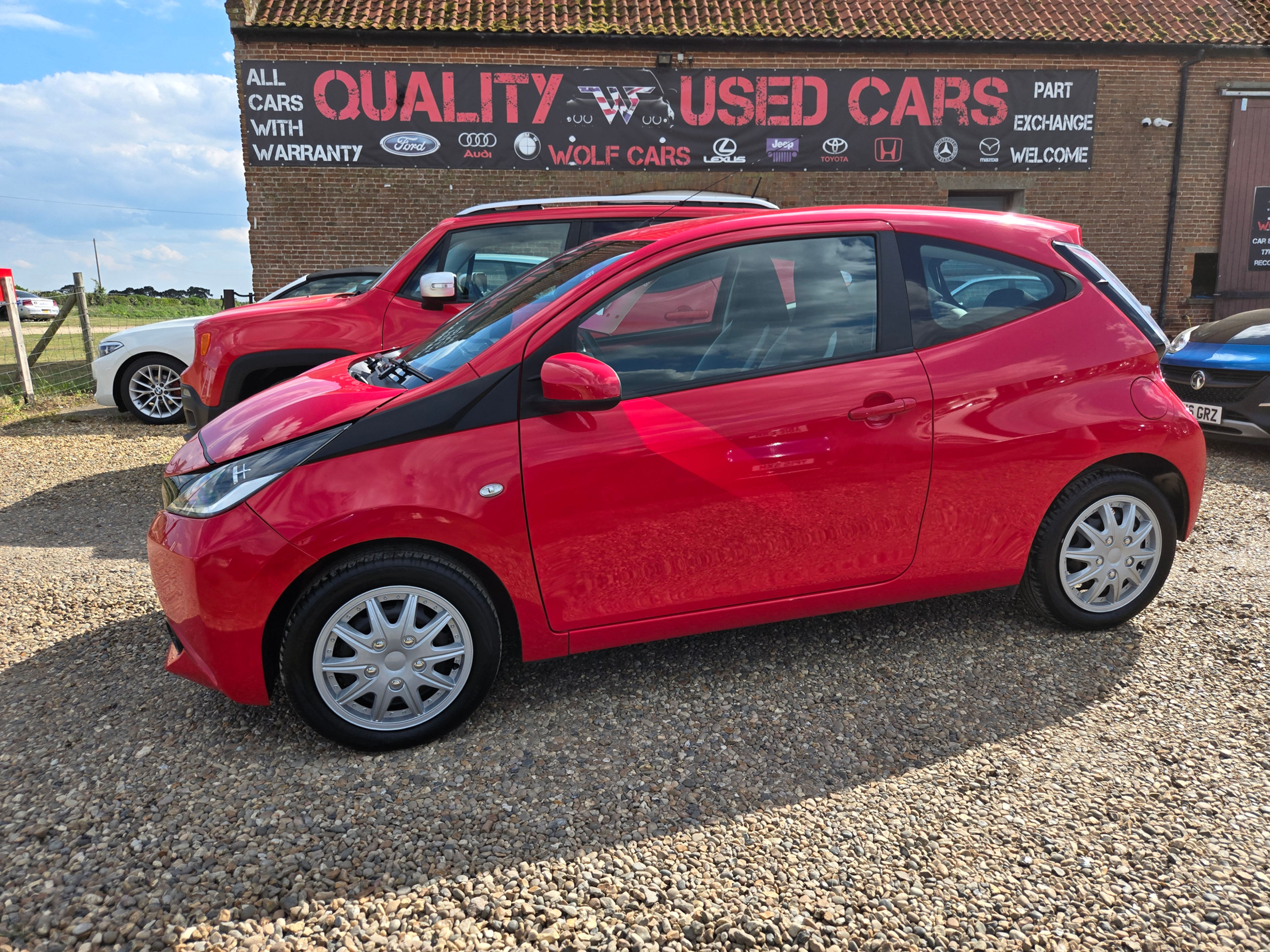 TOYOTA AYGO X-PLAY VVT-I