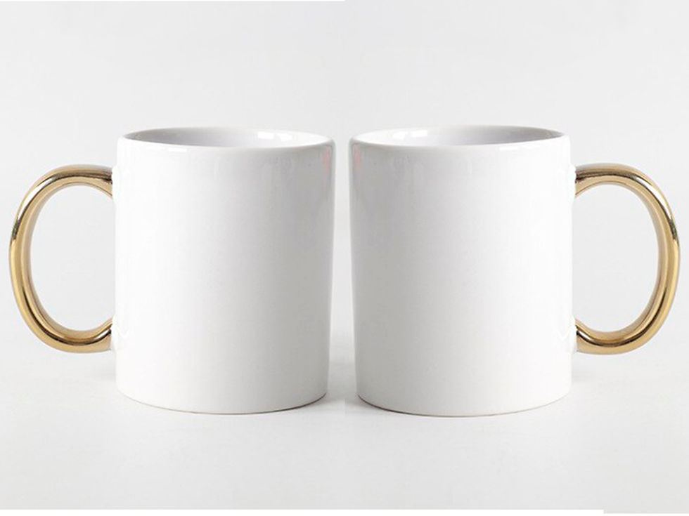 Miniatura: Canecas de asa dourada