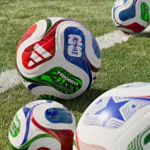 Close-up of the white FIFA World Cup 26 Trionda official match ball