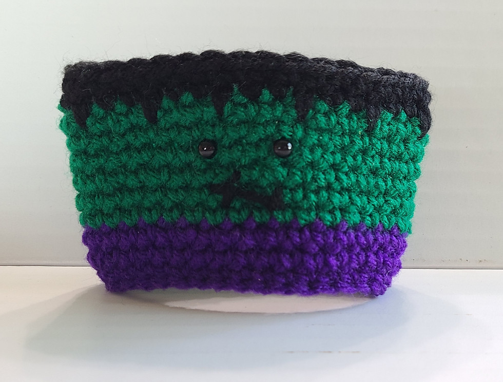 Thumbnail: Dark Frankenstein Cozy