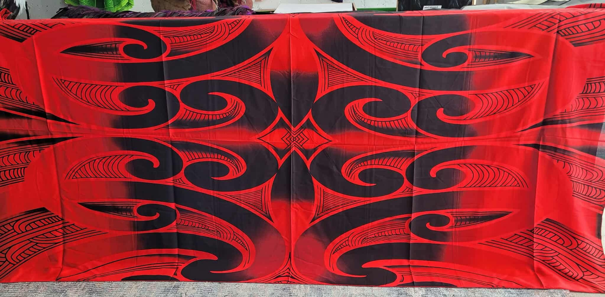 Red Māori Sarong