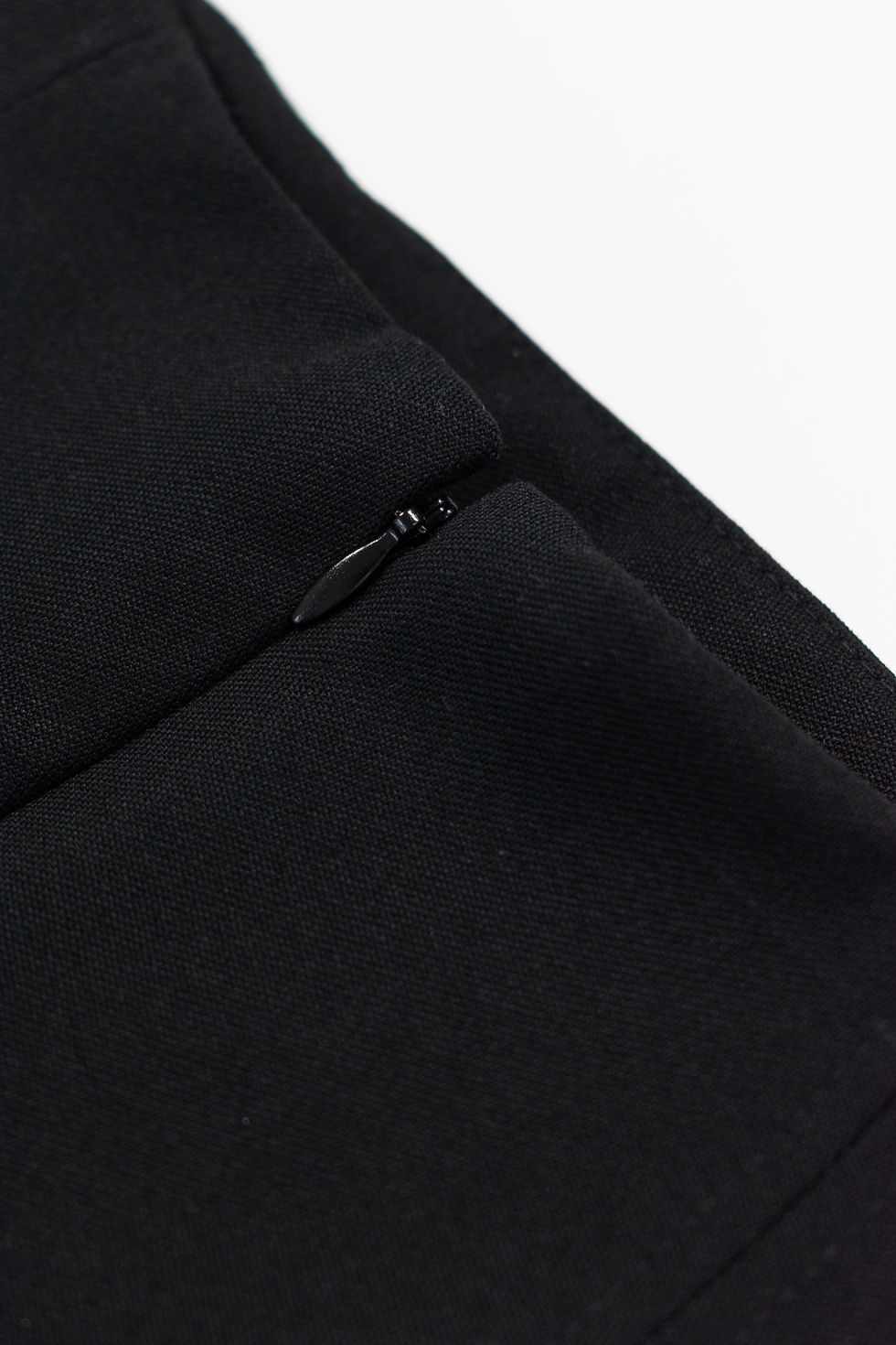 サムネイル： High Waisted Skirts