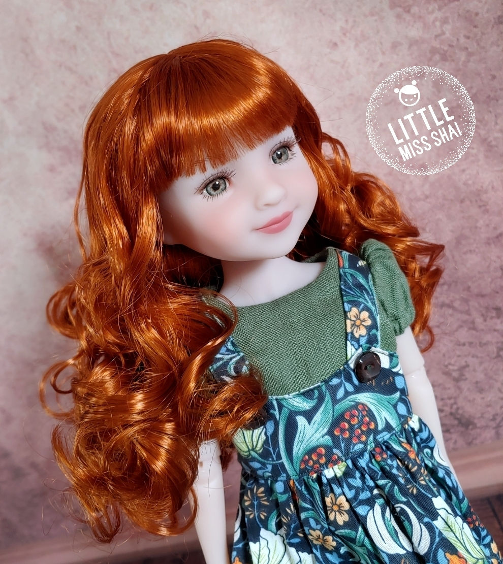 WIG Daisy by the Sea Ruby Red Fashion Friends WIG