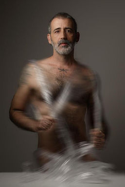 El desnudo masculino en los contornos de la intimidad