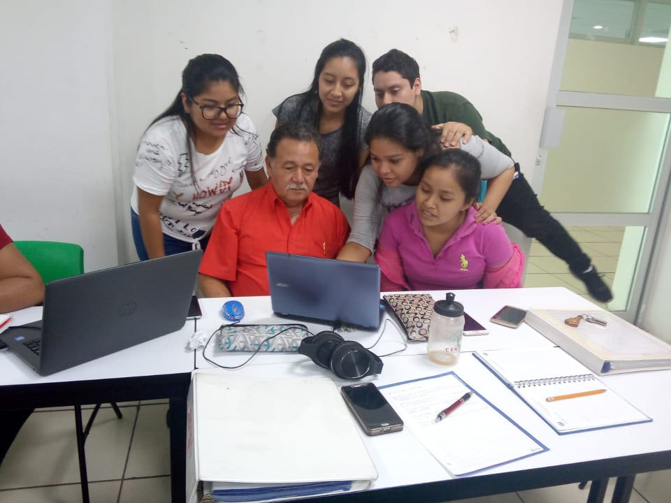 56965393_978804812318608_752644193435779