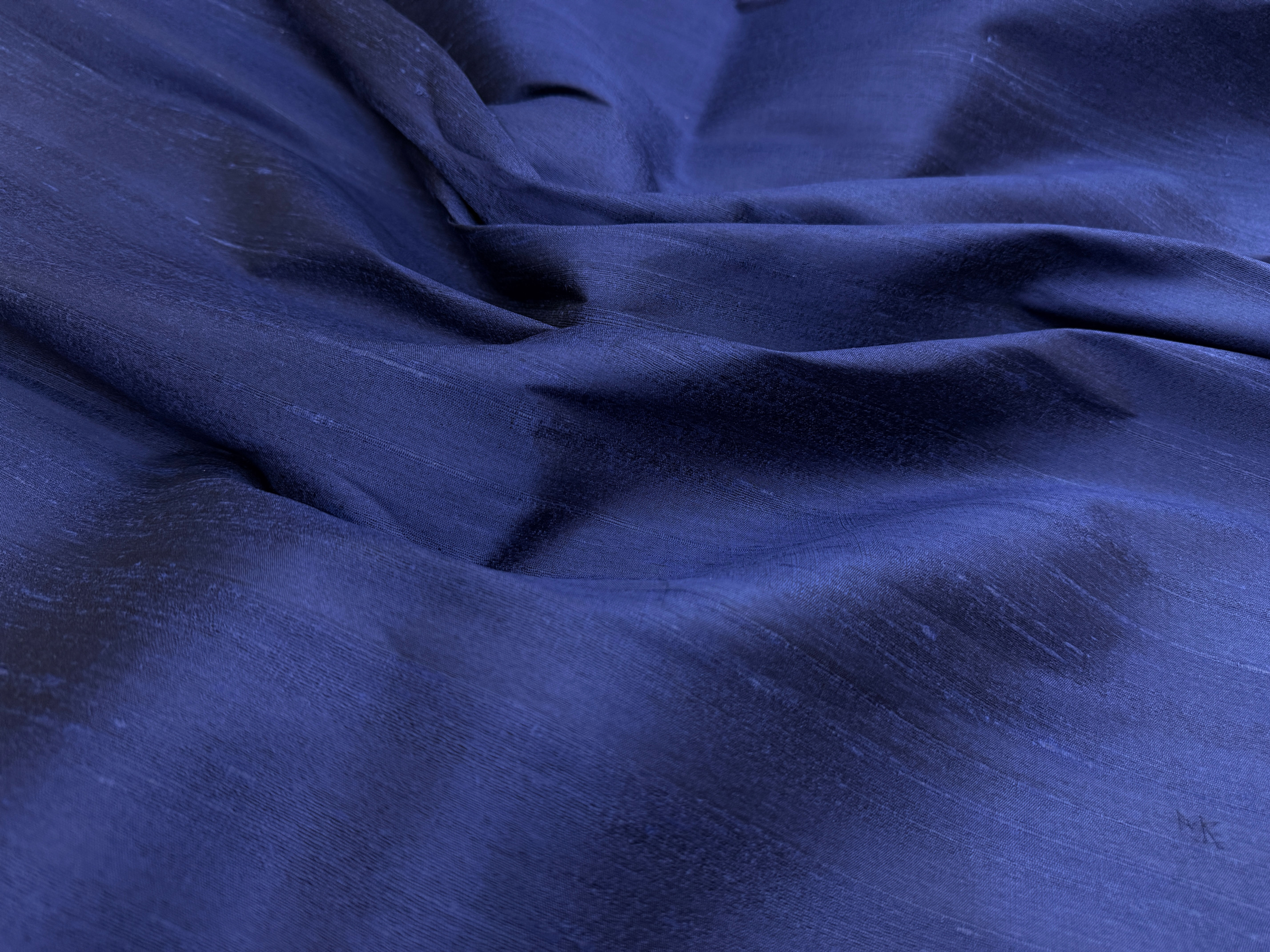 NAVY RAW SILK