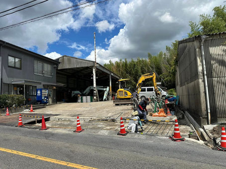 社屋工場の門扉(乗入れゲート)の改修工事
