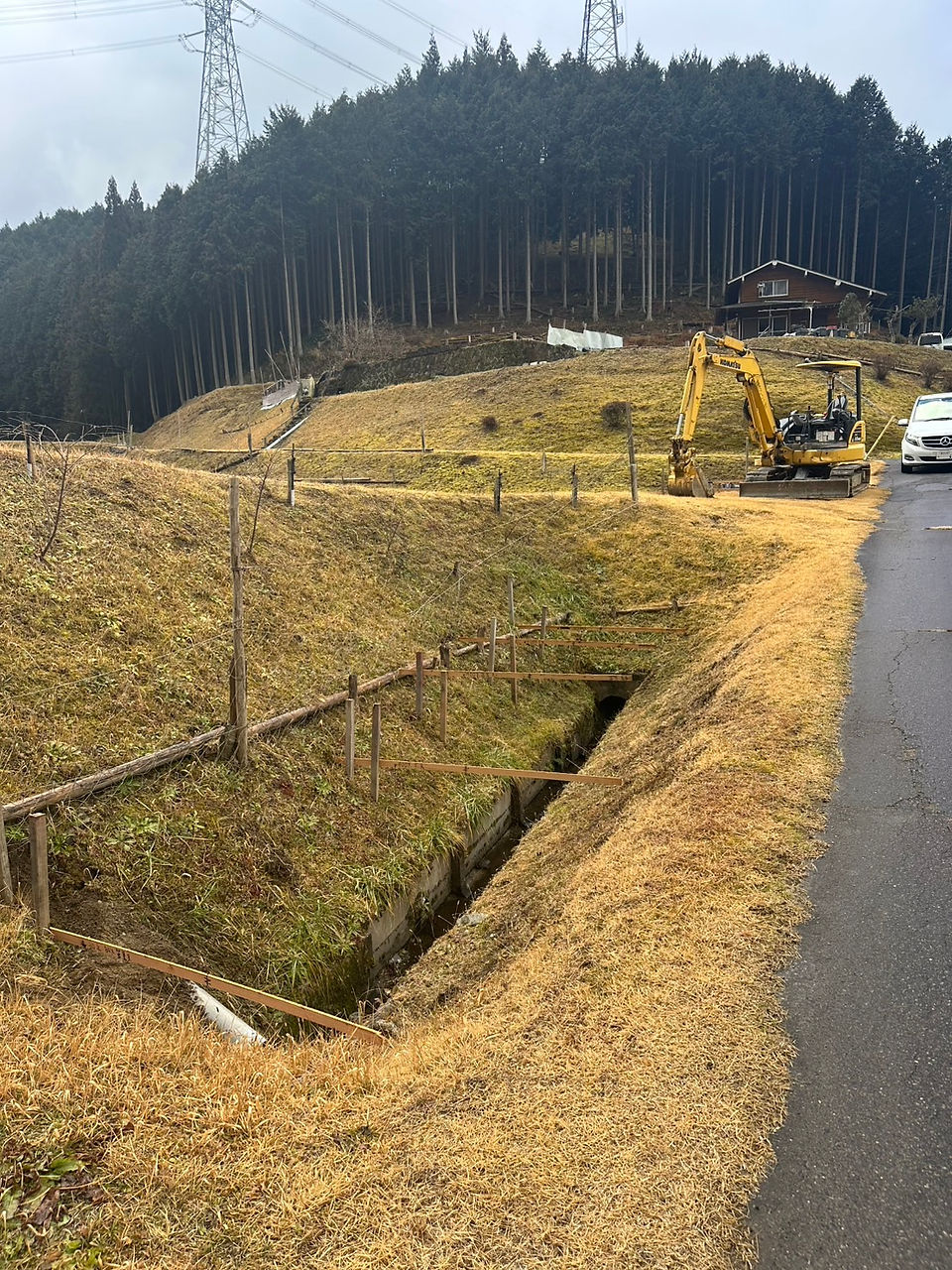 田んぼの老朽化した水路