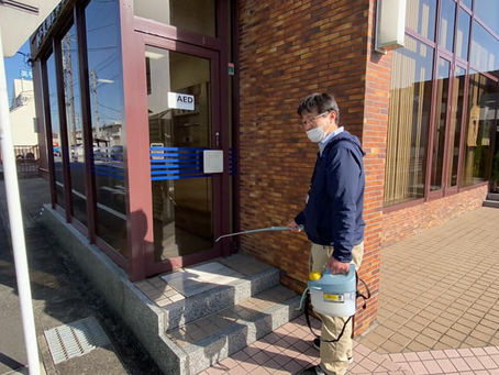 信用金庫さんに害虫ブロックを施工してきました。