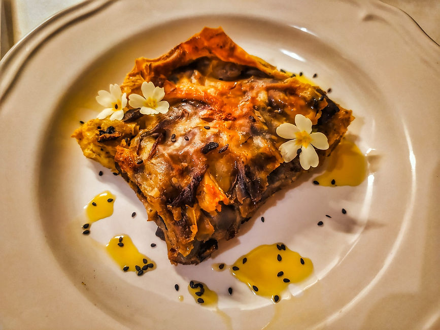 mamma chica_ristorante vegetariano la spezia.jpeg