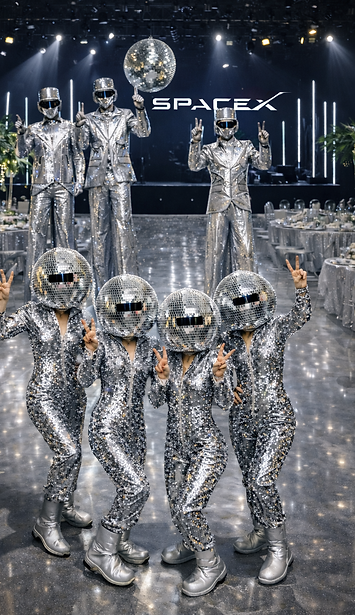 space x silver costumes 7sky.png