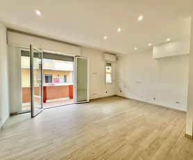 Trilocale Ristrutturato Ampio e Luminoso sul lungomare di Cervia