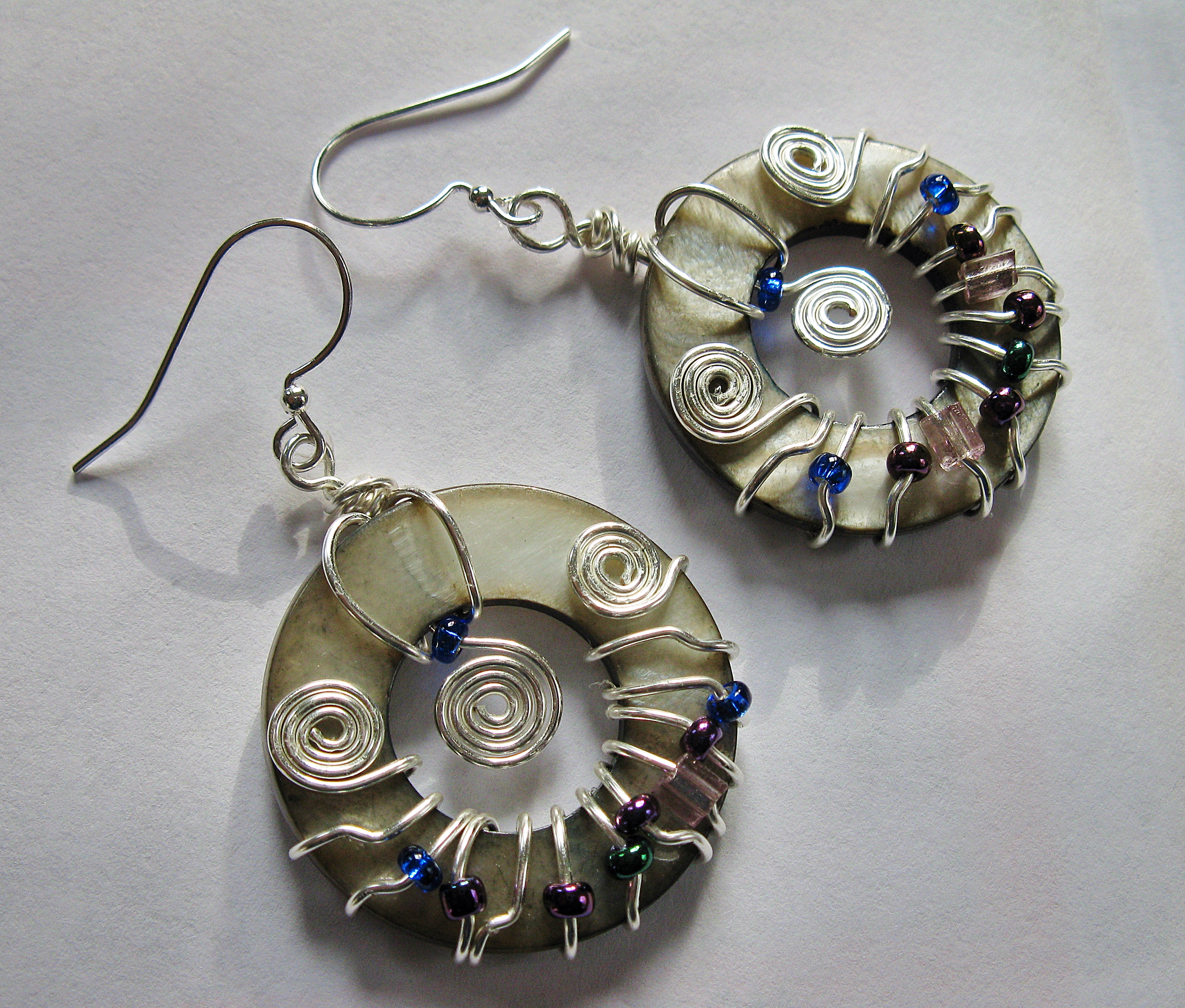 Donut wrap shell earrings