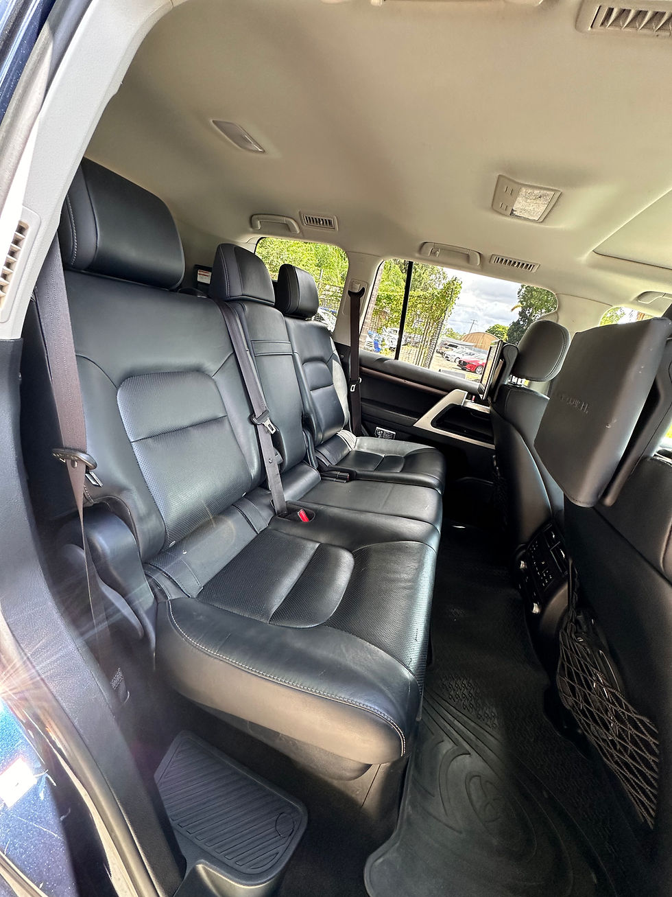 Thumbnail: 2018 TOYOTA LANDCRUISER LC200 SAHARA (4x4)