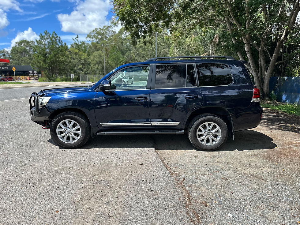 Thumbnail: 2018 TOYOTA LANDCRUISER LC200 SAHARA (4x4)