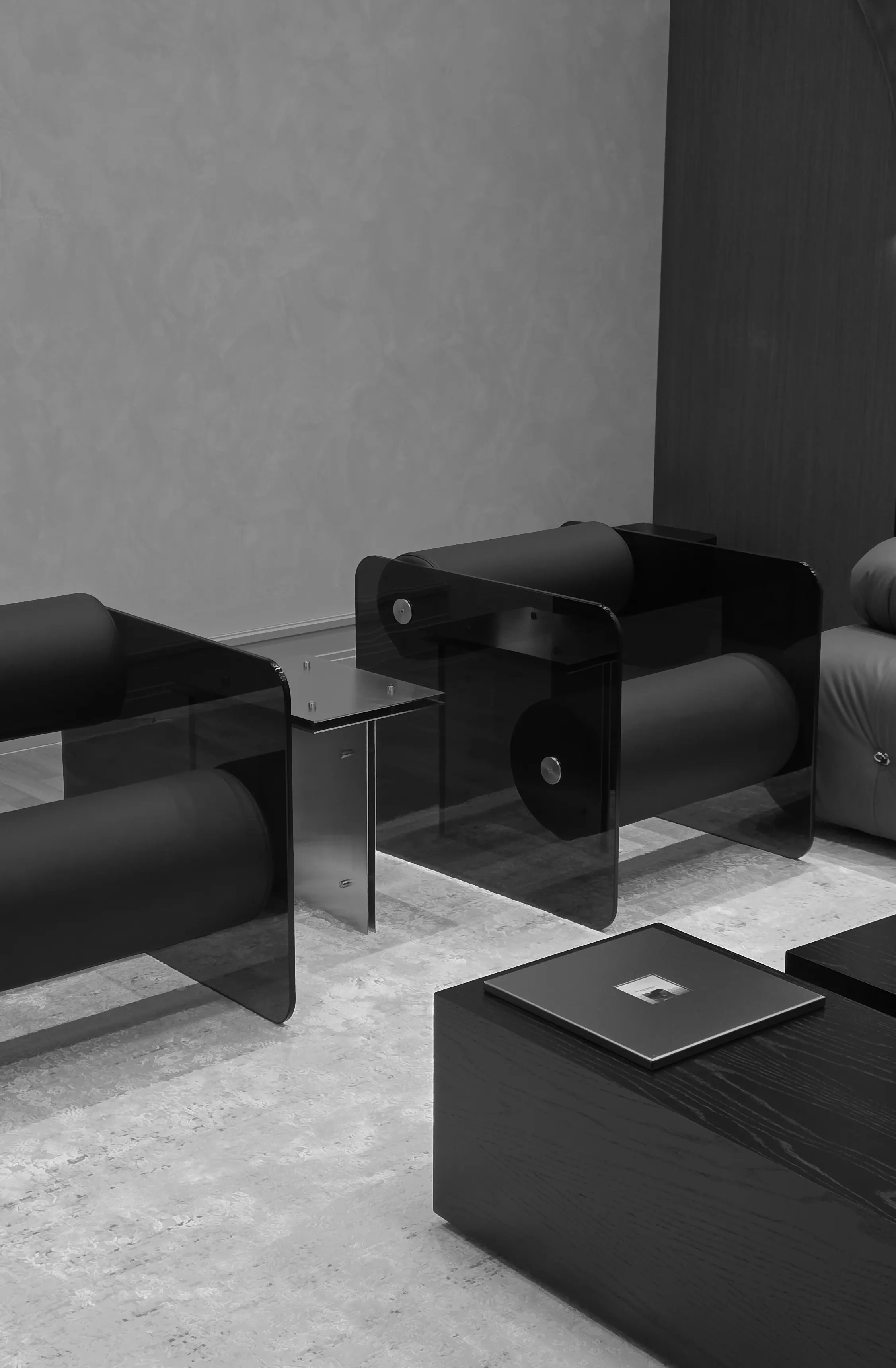 SIDE TABLE 4
