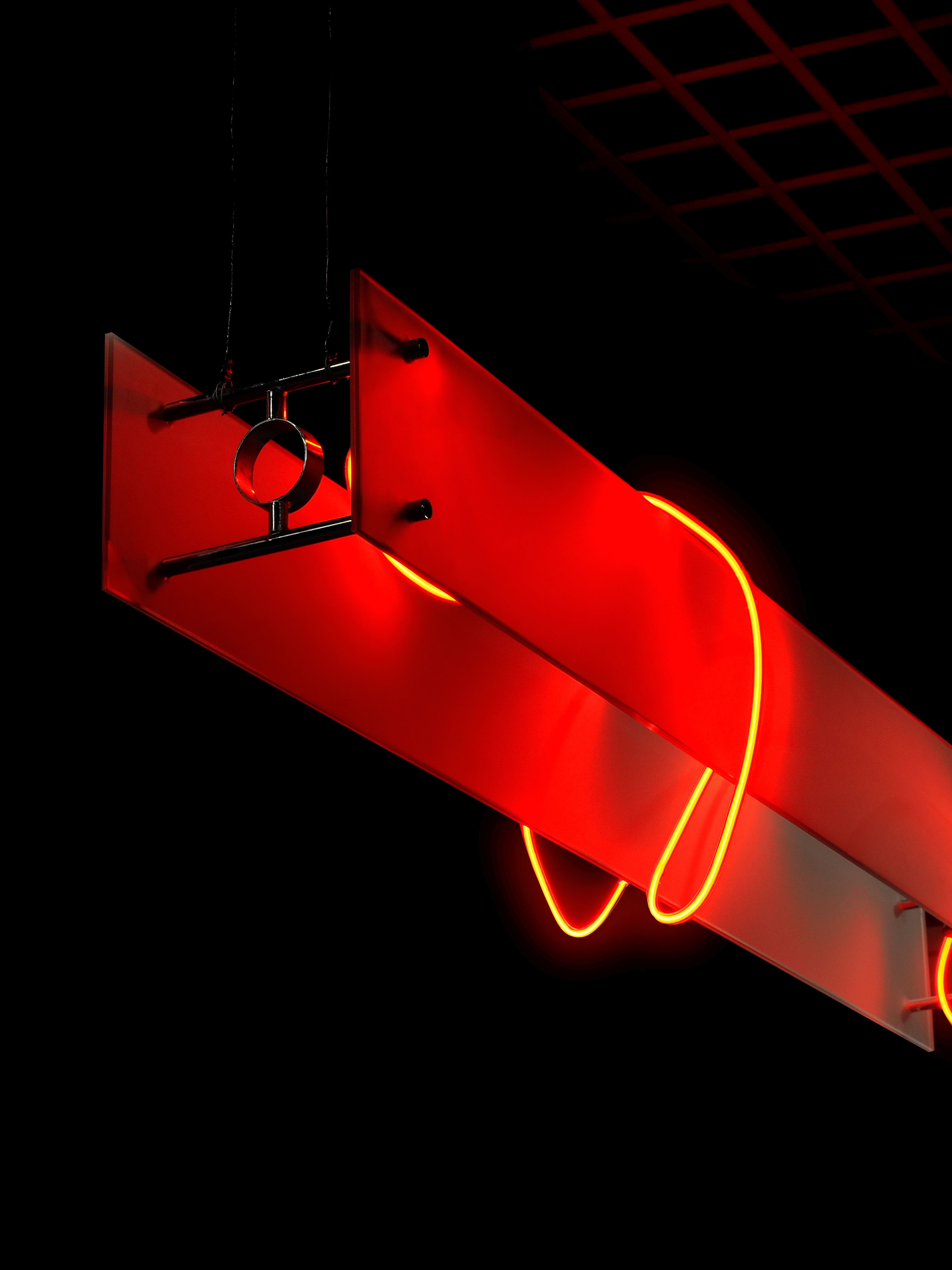 NEON RED WHITE 4