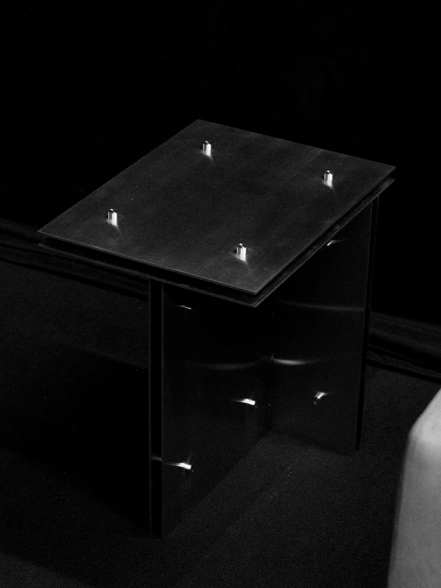 SIDE TABLE 5