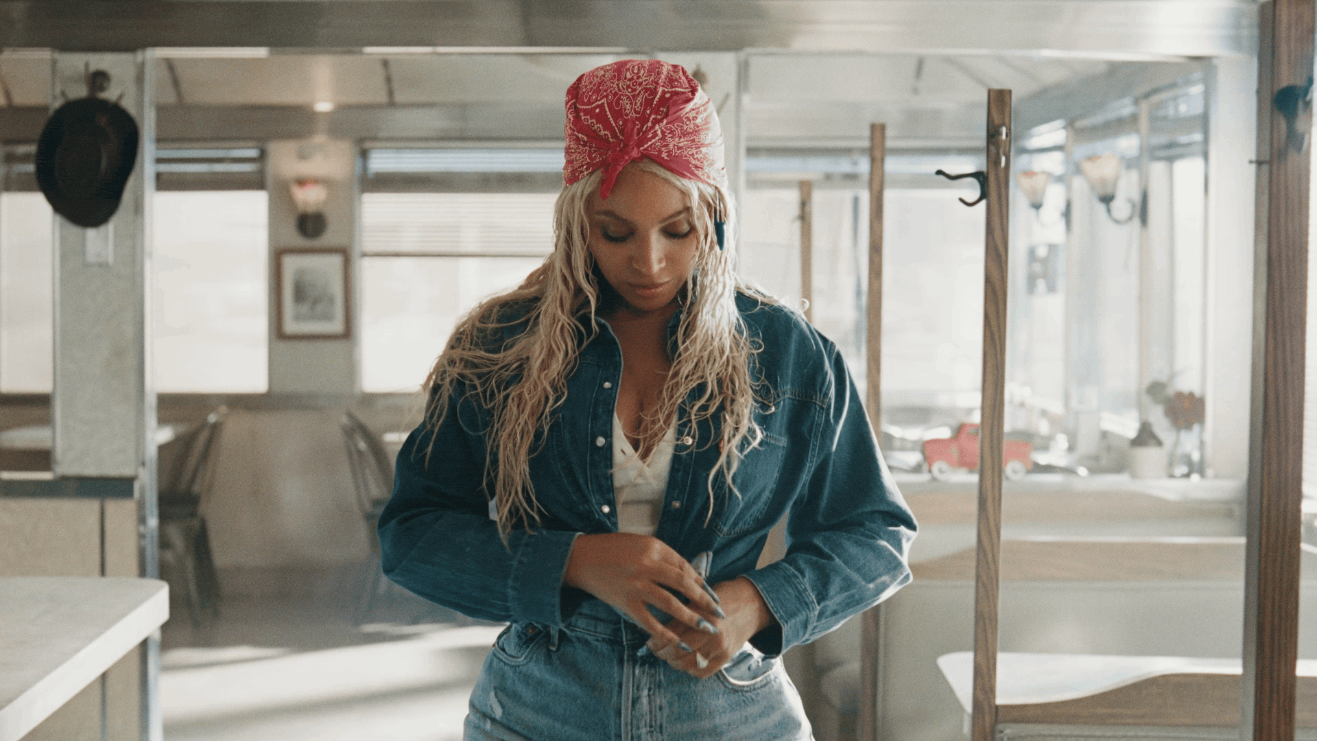 MsB-Gif.gif
