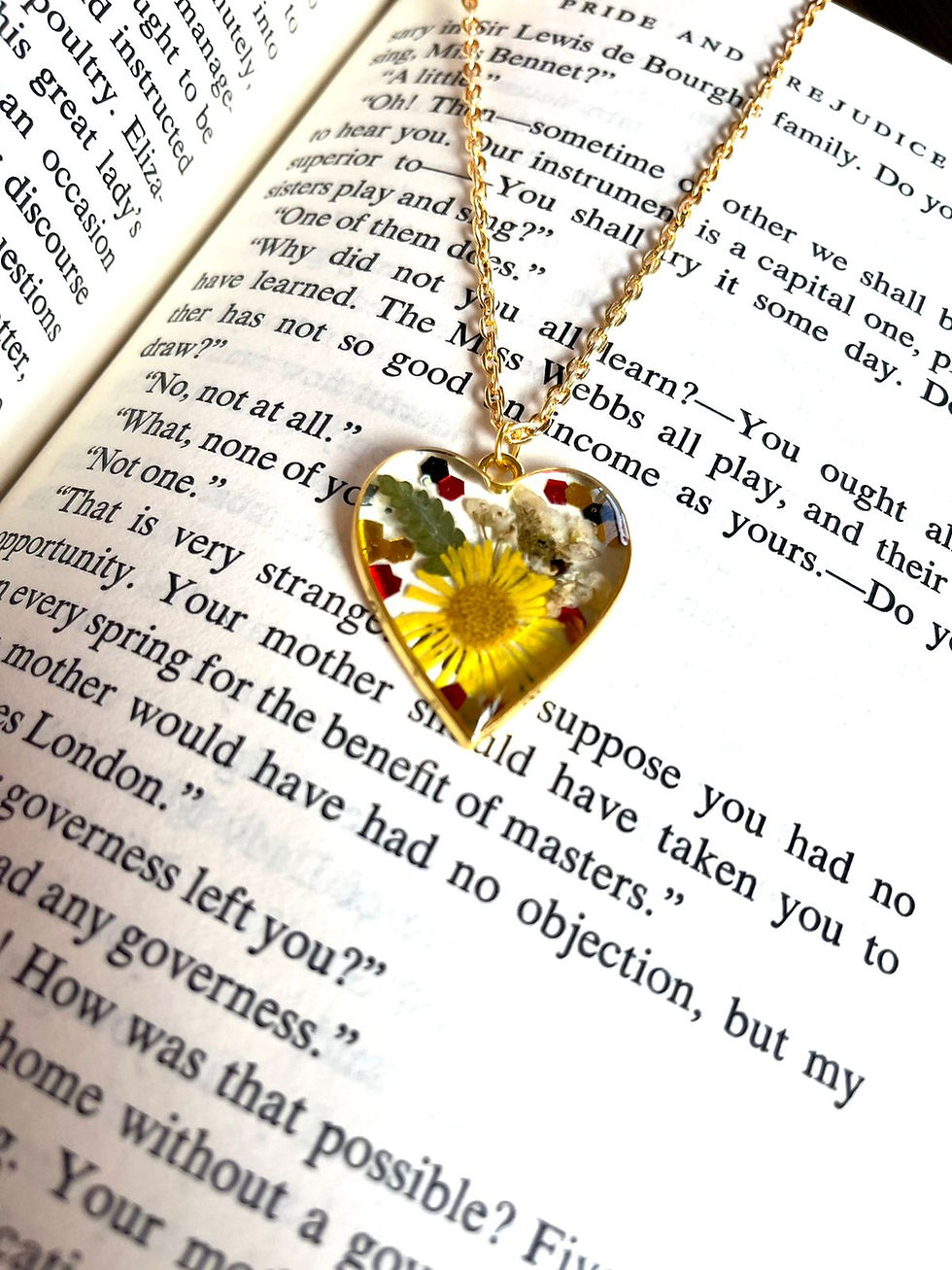 Thumbnail: Elegant heart shape Pendant
