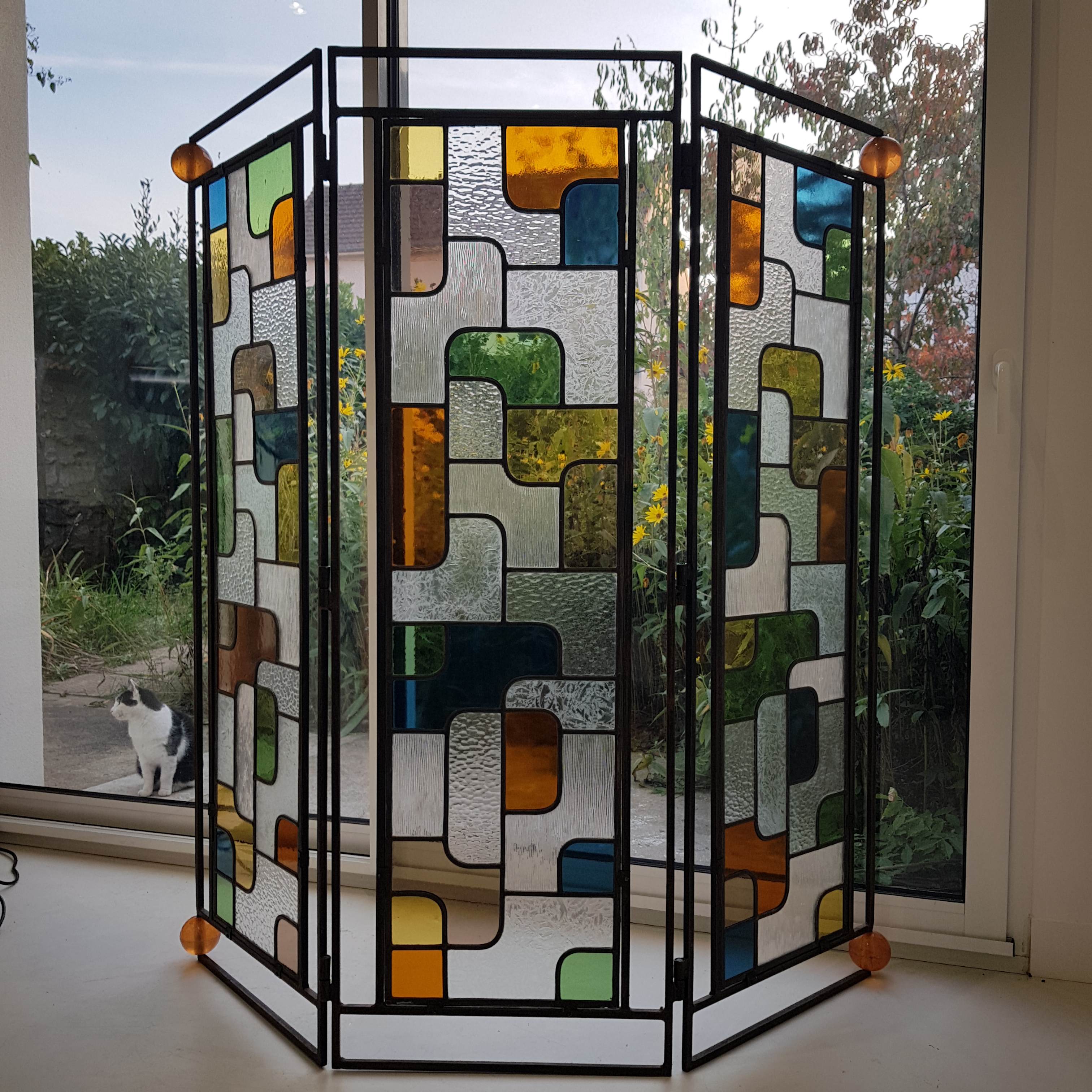 Paravent vitrail en transparence