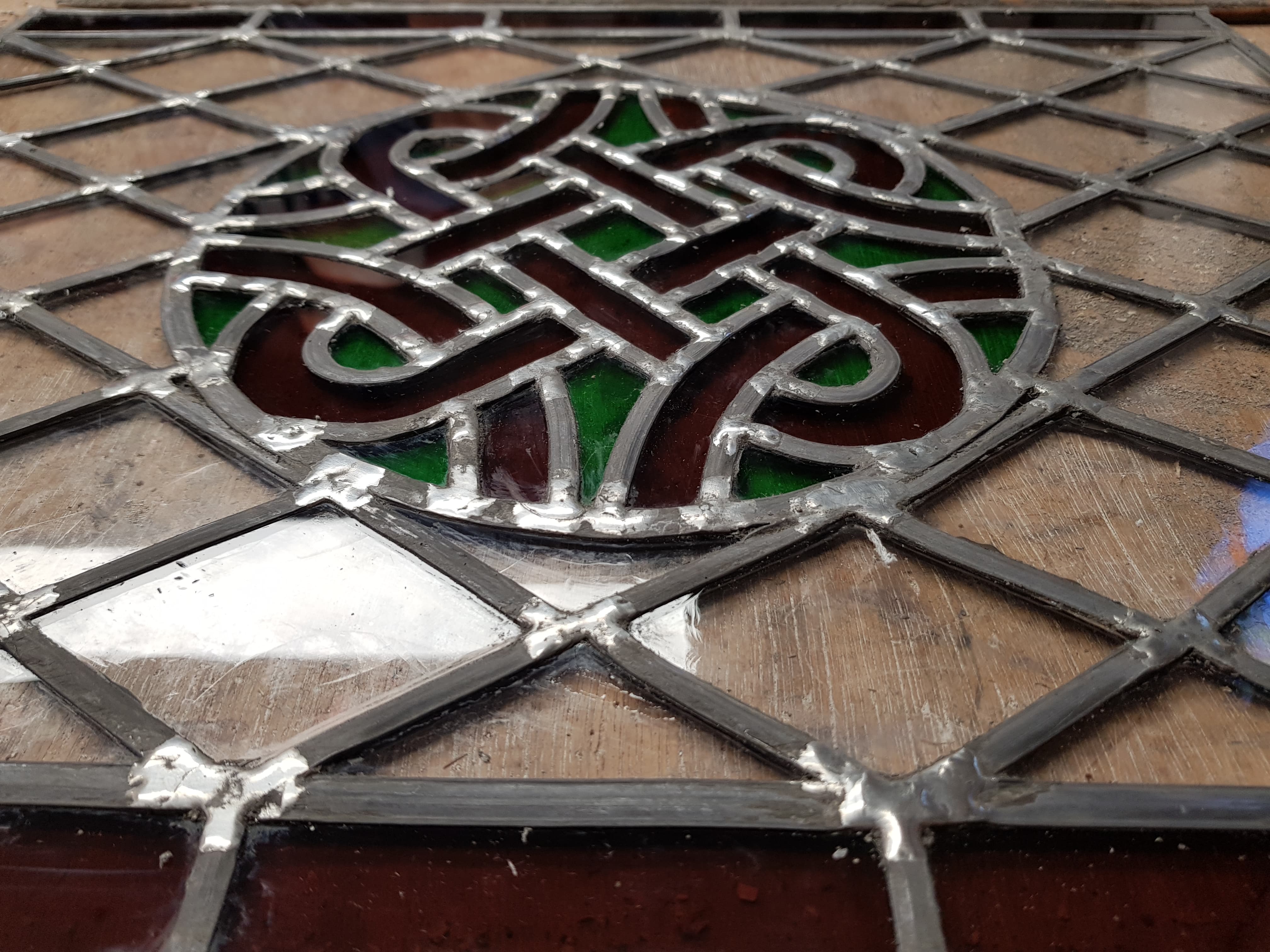 Vitrail traditionnel celtique