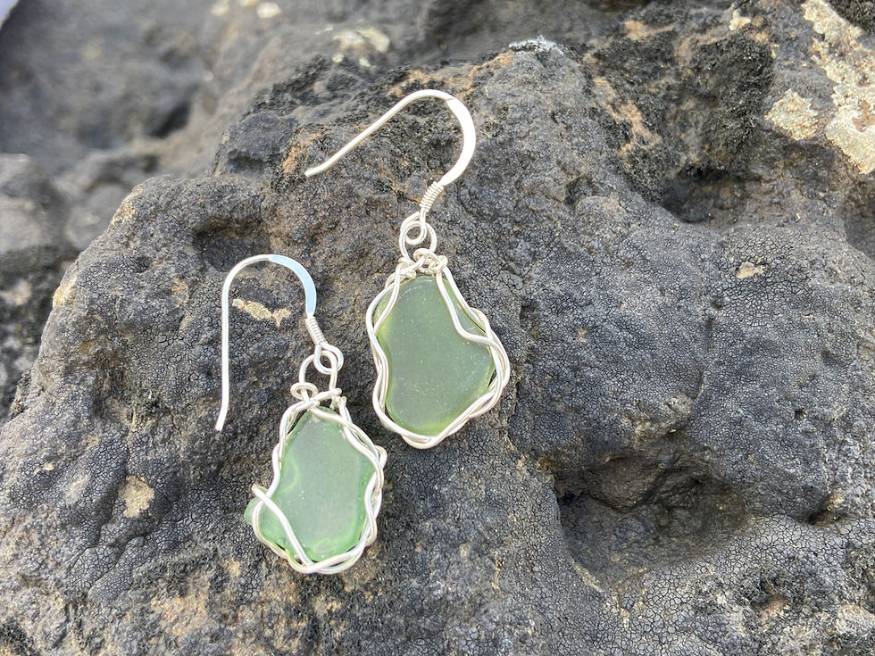 Thumbnail: Green Seaglass Earrings Celtic knotwork border