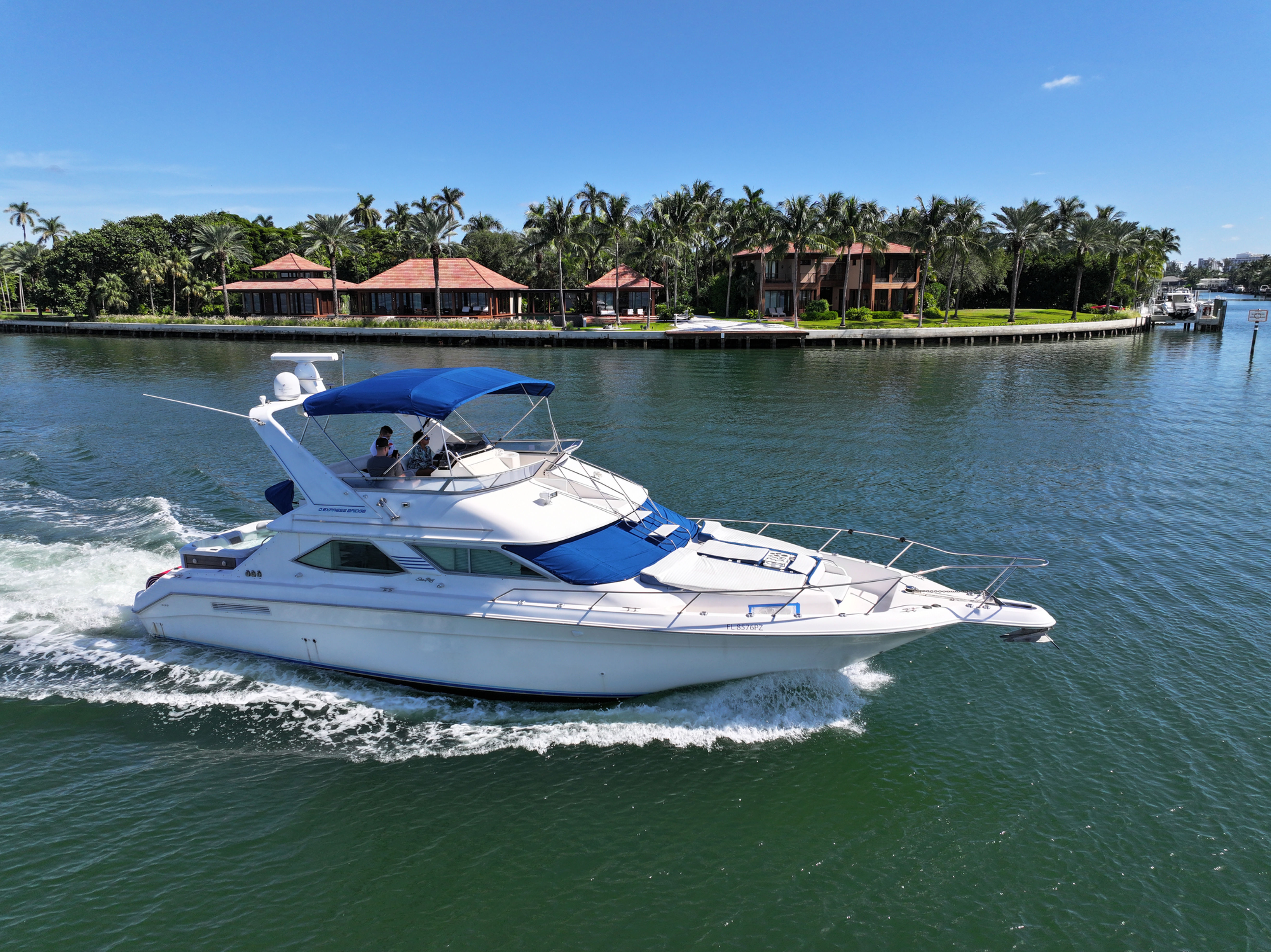48’ Searay Flybridge “Altius”