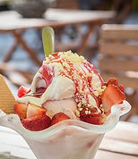 ice-cream-sundae-1858287_640 (1).jpg