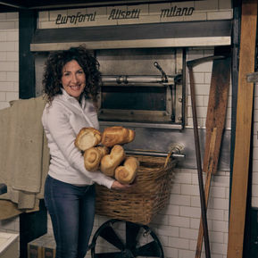 15_TSK9142_Serge Tesker 1 Euro Italy.jpg