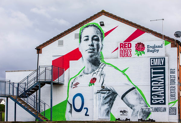 O2RedRosesEmilyScarrattEdit_10.JPG