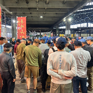 極早生みかん初売りの様子4です