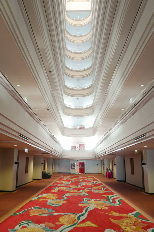 LINE_ALBUM_Town in town hotel lobby,hallway, food - daytime_๒๑๑๒๒๑_17.jpg