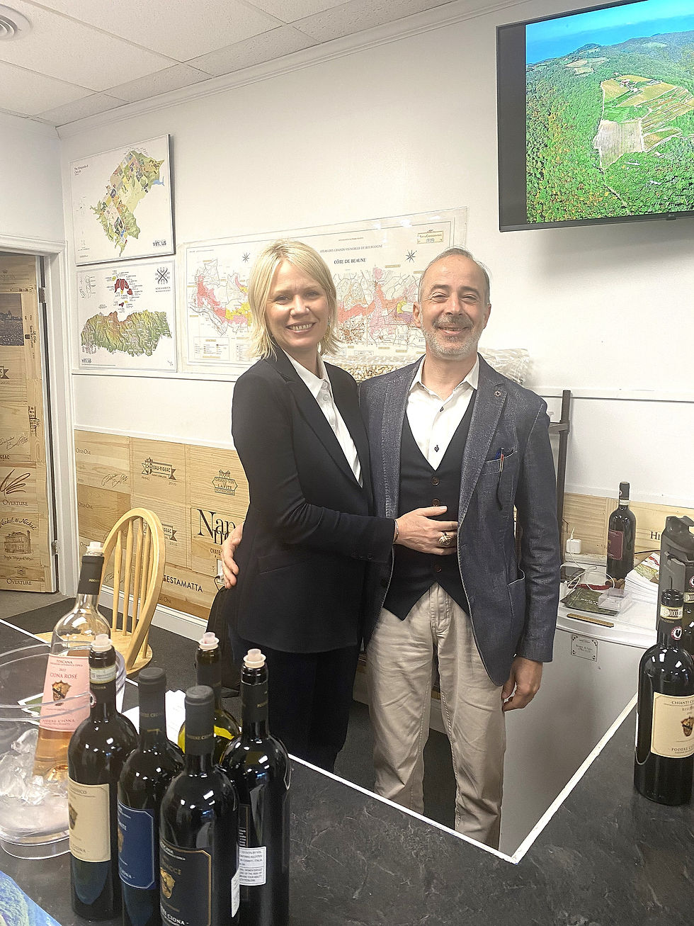 Podere Ciona Wine Tasting with Lorenzo & Jennifer Gatteschi